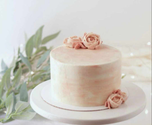 Minimalist Cake - Ombre themed